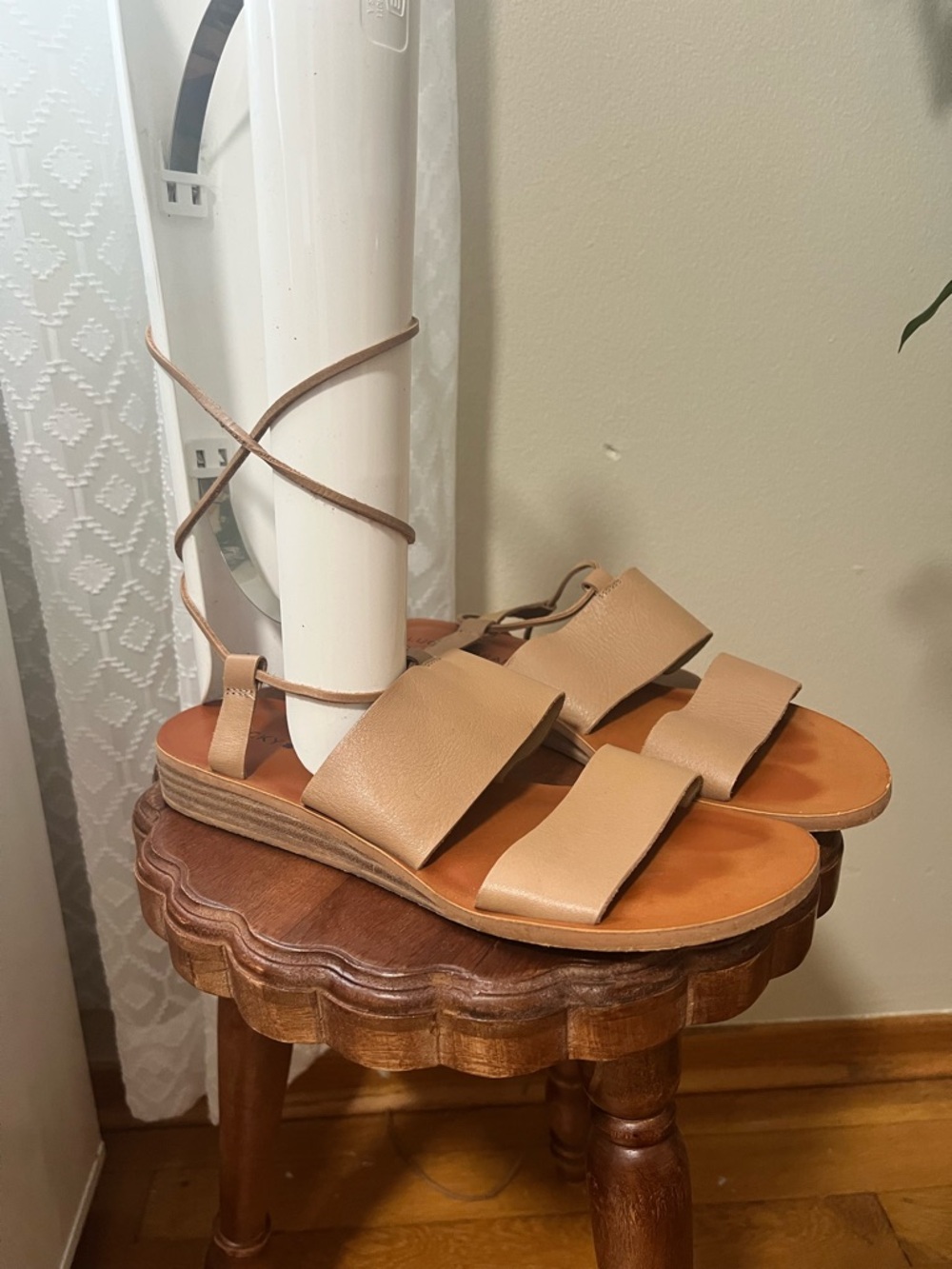 Lucky Brand Tan Leather Double-Strap Sandals